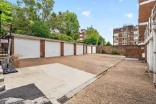 Victoria Drive, London