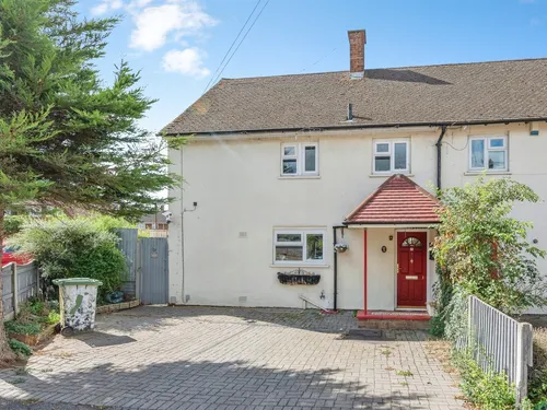 Gillam Way, Rainhamphoto