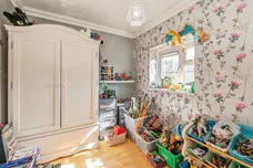 Gillam Way, Rainham