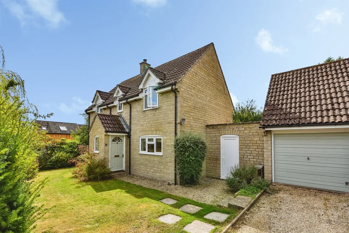 High Street, Sutton Veny, Warminster