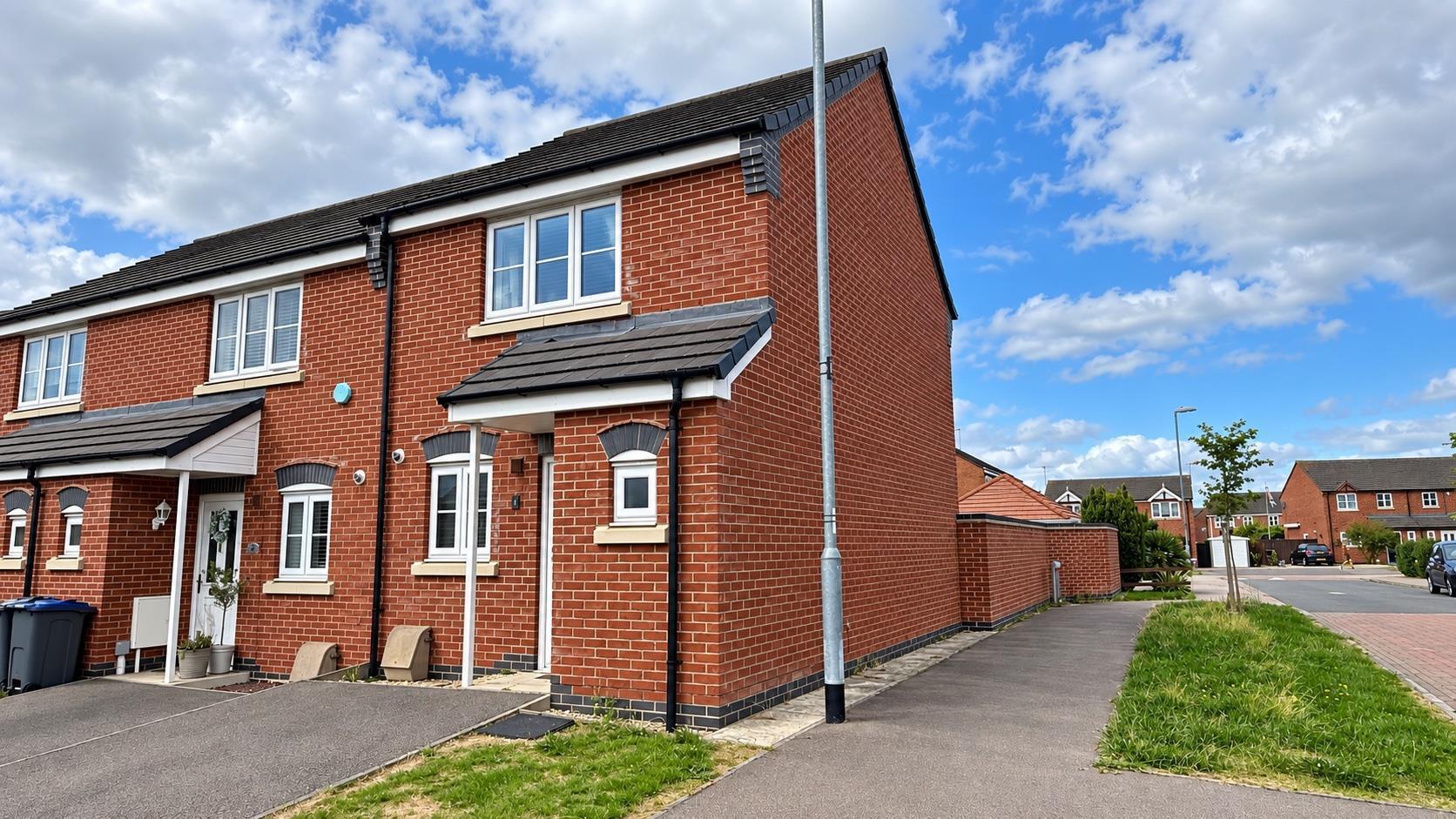 Oronsay Close, Hinckley Image 1