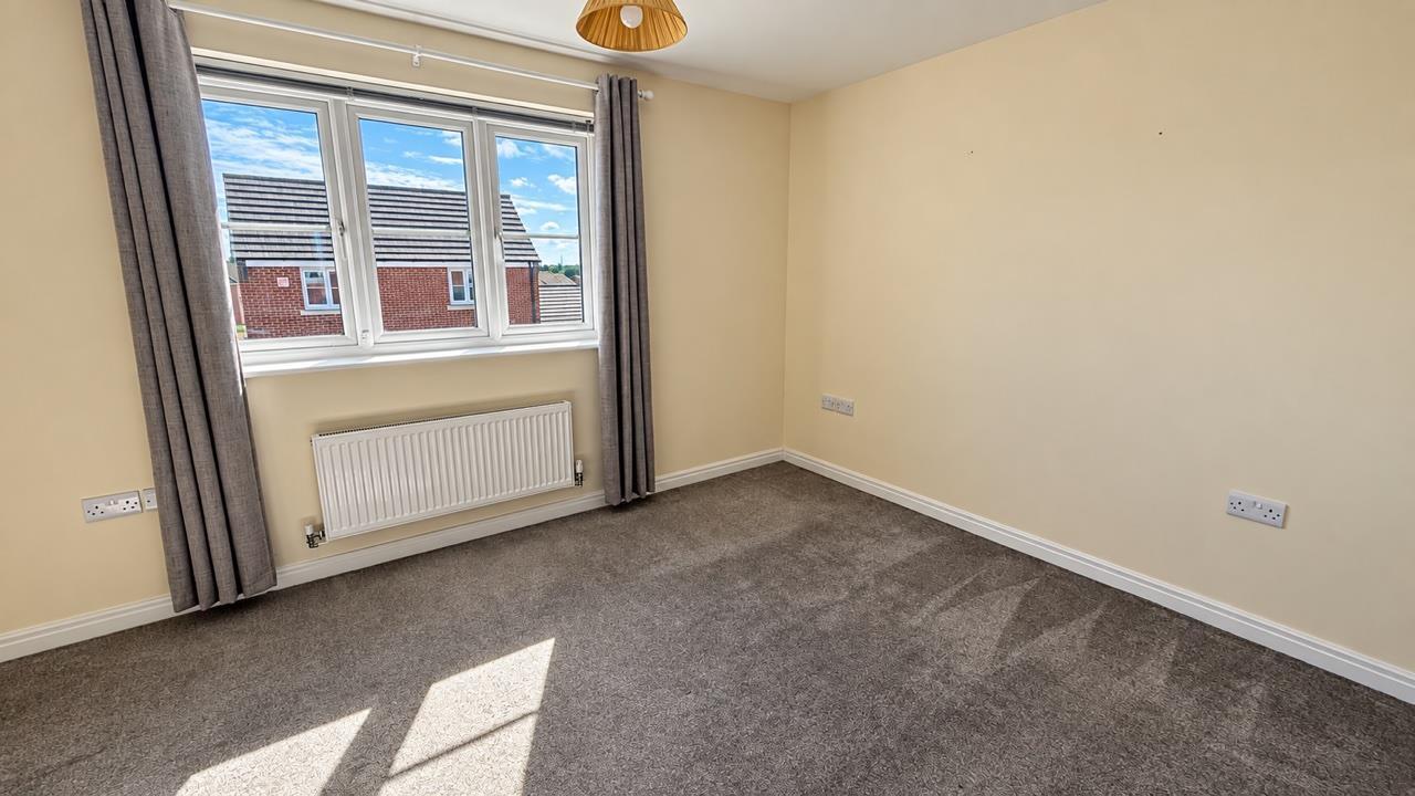 Oronsay Close, Hinckley Image 8