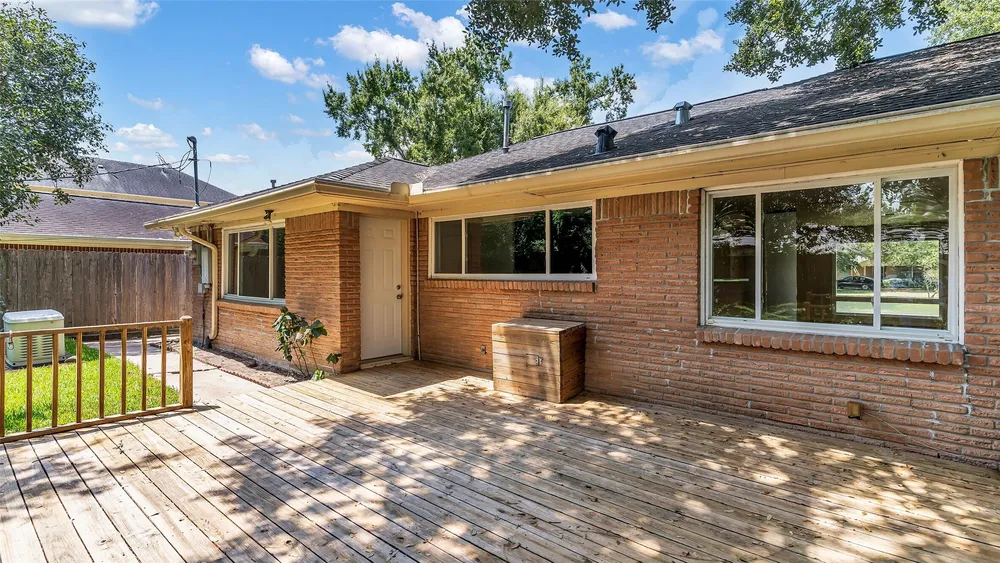 4417 Willowbend Boulevard, Houston, TX 77035