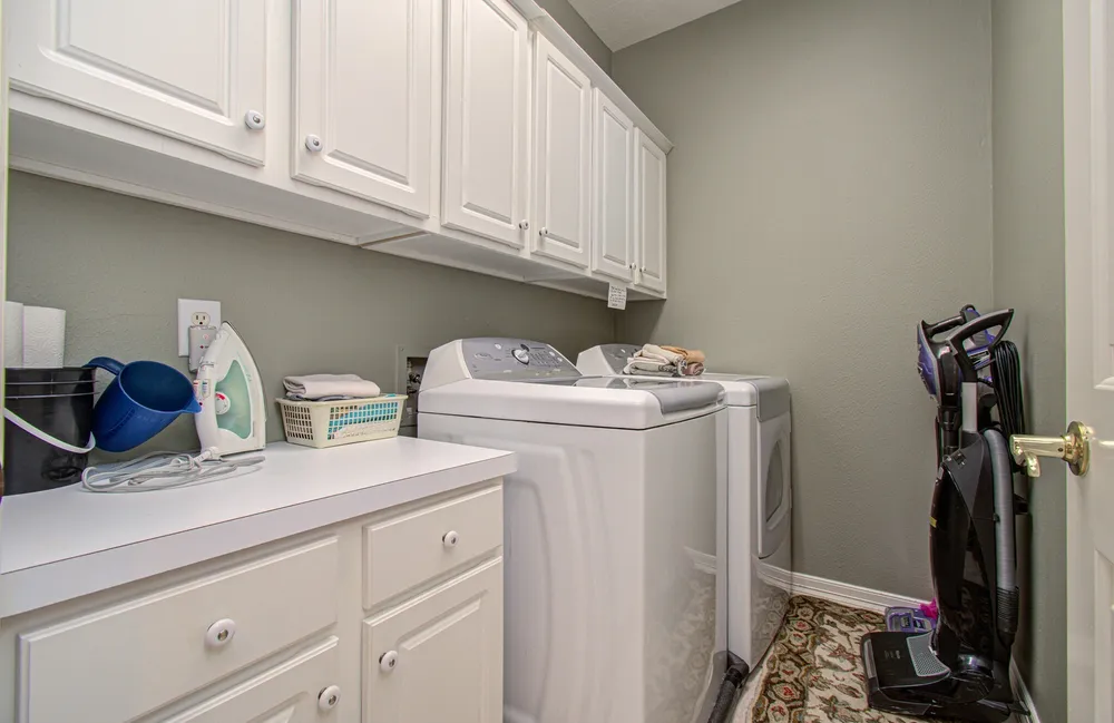 2214 W Holcombe Blvd, Houston, TX 77030