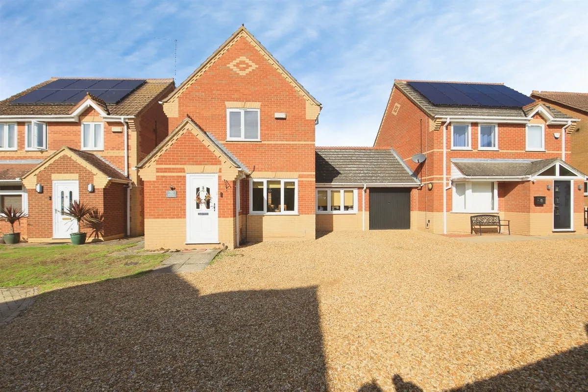 Harvester Way, Crowland, PETERBOROUGH