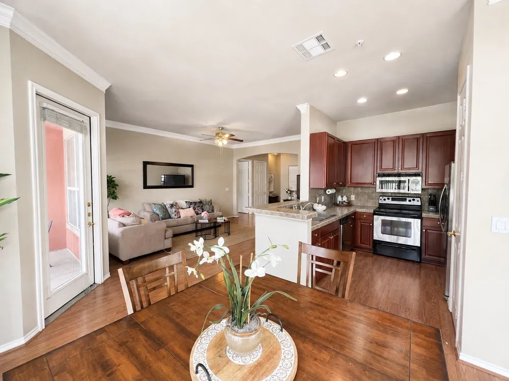 2400 McCue Rd, Houston, TX 77056