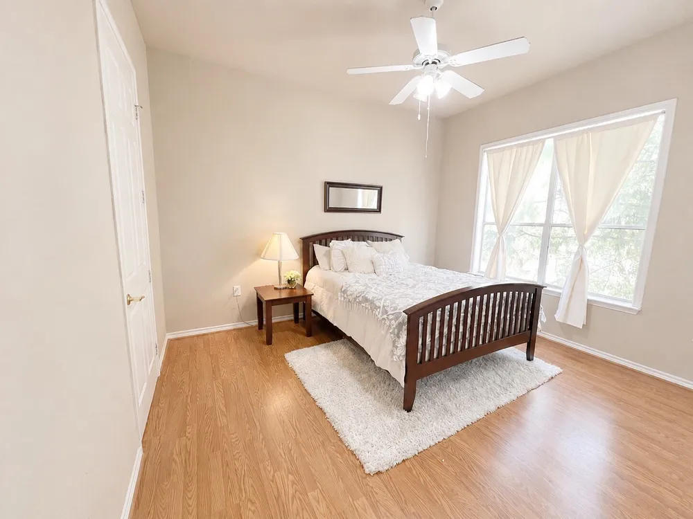 2400 McCue Rd, Houston, TX 77056