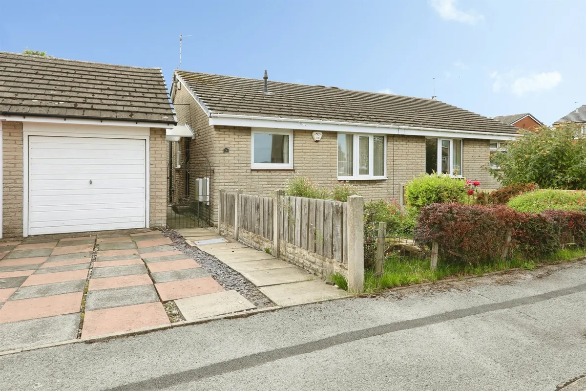 Hunters Way, Dinnington, Sheffield