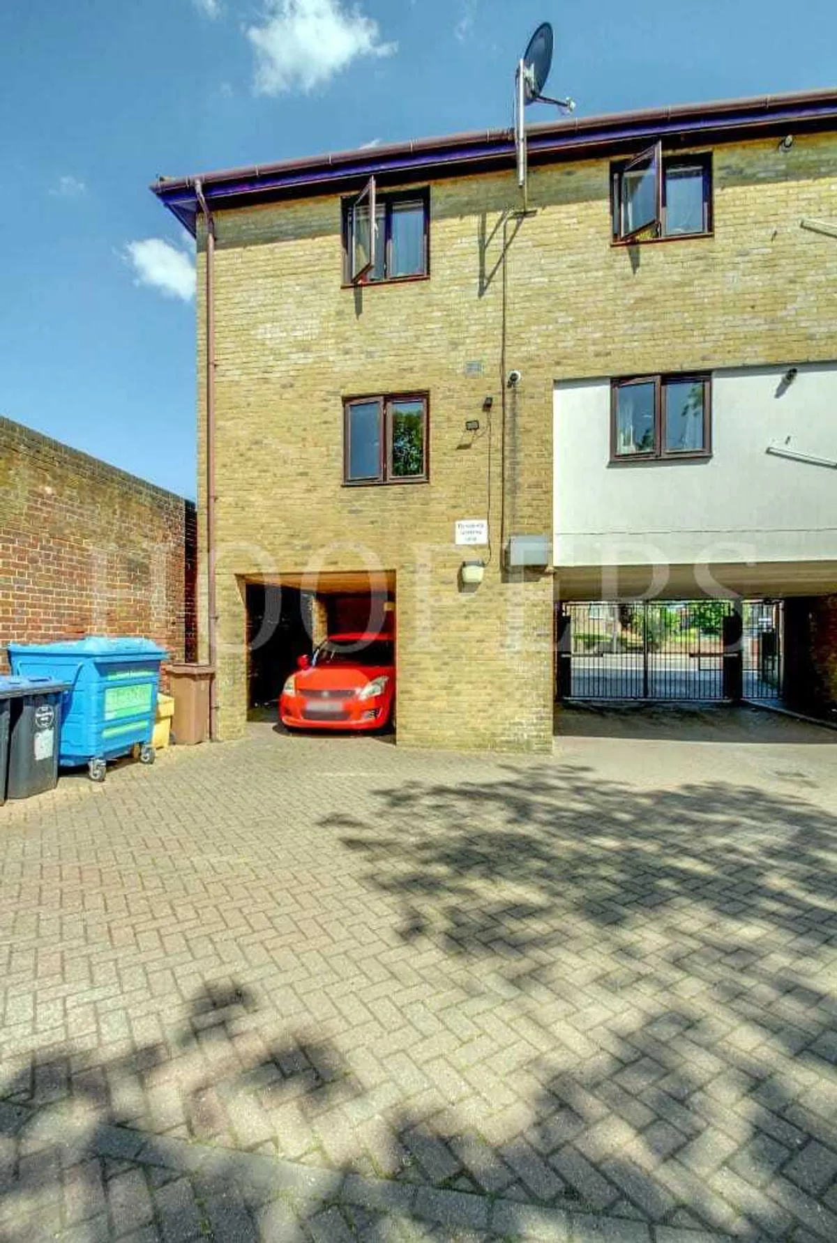 Neasden Lane, London, NW10