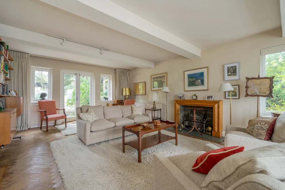 Farm Avenue, London, NW2 photo 3