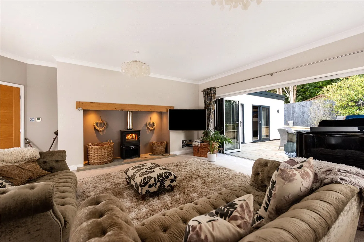 Glapthorn Road, Oundle, PE8 photo 2