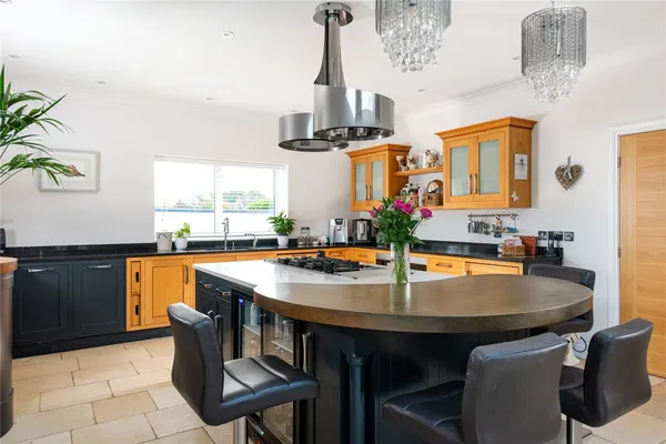Glapthorn Road, Oundle, PE8 photo 7