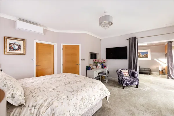 Glapthorn Road, Oundle, PE8 photo 9