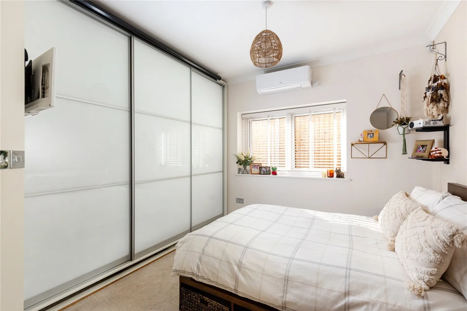 Glapthorn Road, Oundle, PE8 photo 13