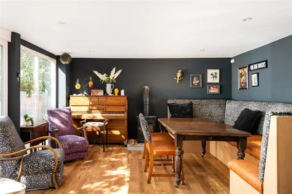 Glapthorn Road, Oundle, PE8 photo 15