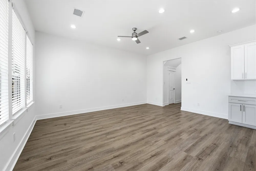 2825 De Soto St, Houston, TX 77091