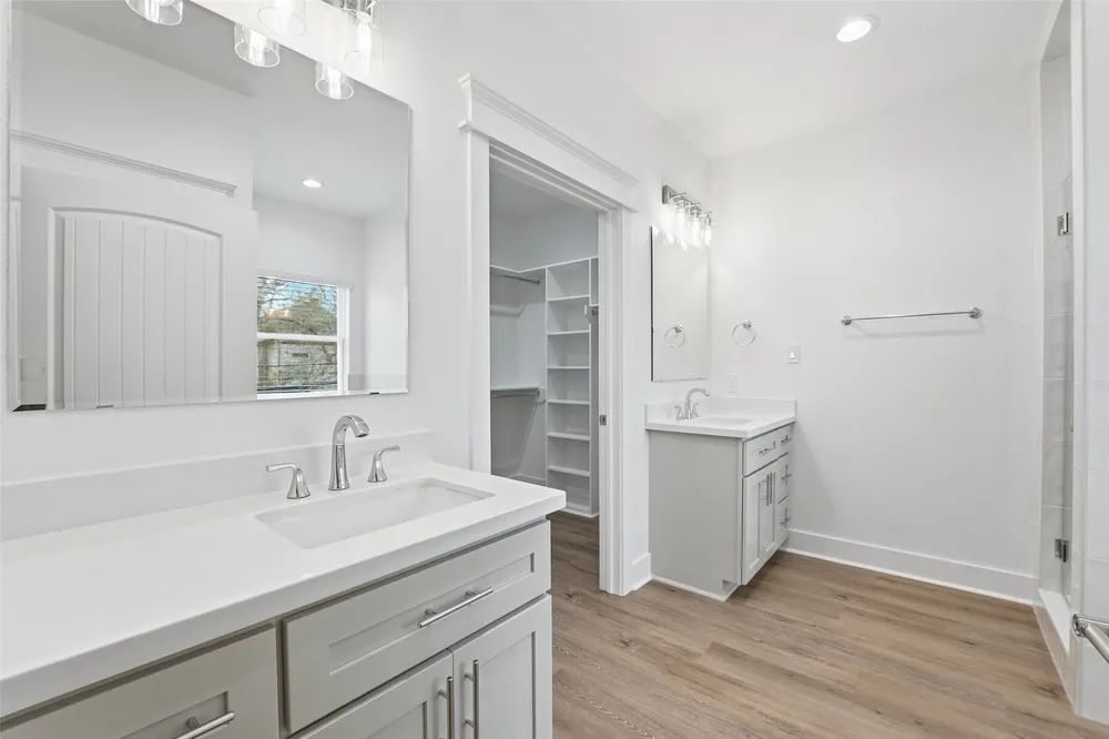 2825 De Soto St, Houston, TX 77091
