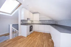 Hampton Road, Teddington, TW11 photo 1