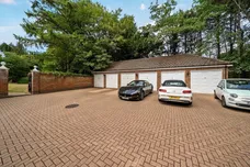 Shenstone Park, London Road SL5 photo 13