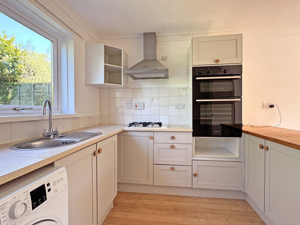 Ridgeway Close, Sidbury Image 2
