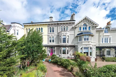 Beach Lawn, Liverpool, L22