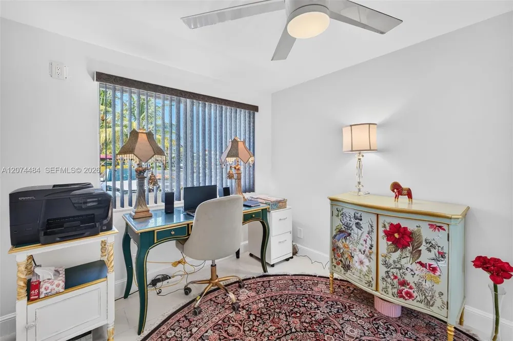 1705 N Riverside Dr, Pompano Beach, FL 33062