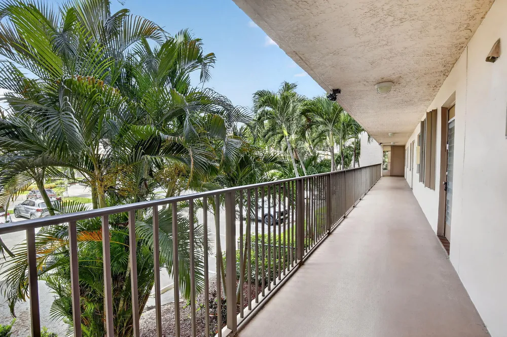 2793 NW 104th Ave, Sunrise, FL 33322