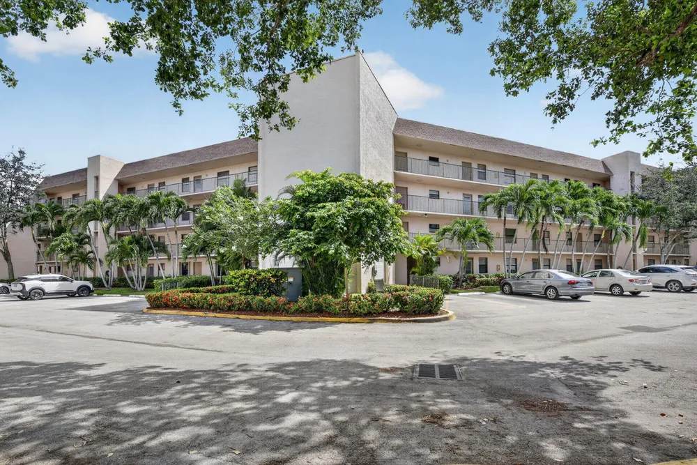 2793 NW 104th Ave, Sunrise, FL 33322