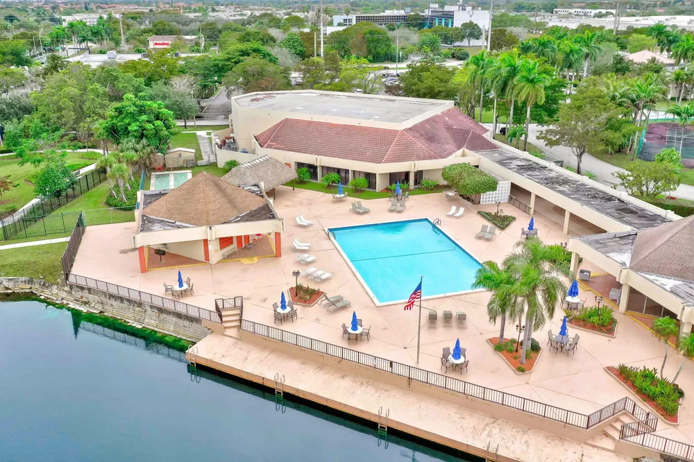 2793 NW 104th Ave, Sunrise, FL 33322