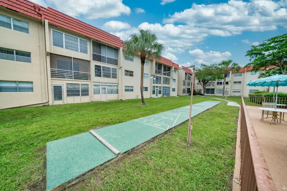 2793 NW 104th Ave, Sunrise, FL 33322