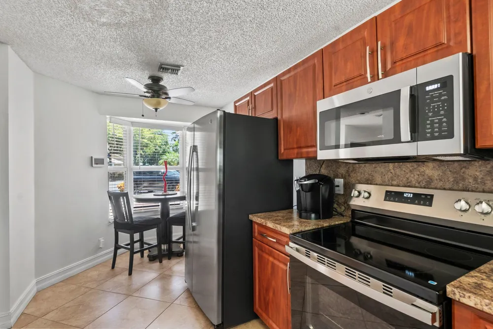 7127 Woodmont Way, Tamarac, FL 33321