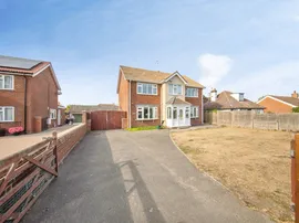 Oakley Road, Harwich photo