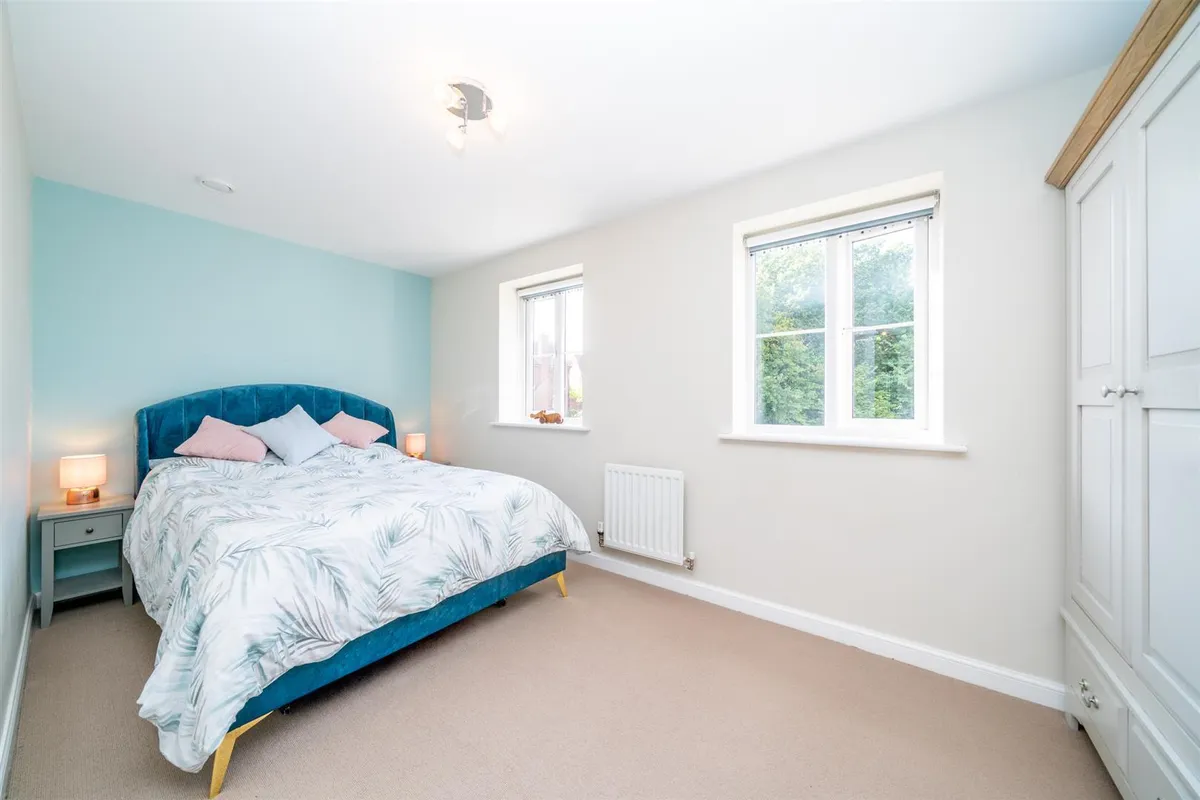 Shearwater Road, Apsley, Hemel Hempstead, Hertfordshire, HP3 0GB