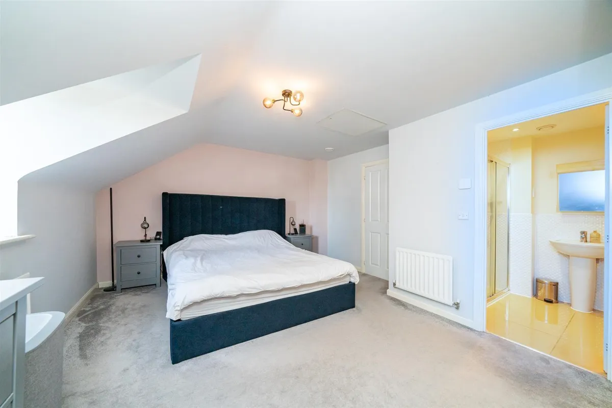 Shearwater Road, Apsley, Hemel Hempstead, Hertfordshire, HP3 0GB