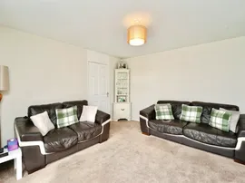 Elm Tree Close, Bradford thumb 3