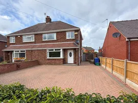 Wroot Road, Finningley, DONCASTER photo
