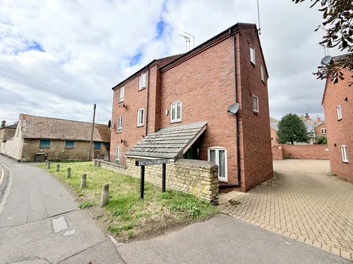 High Street, Raunds, WELLINGBOROUGHphoto