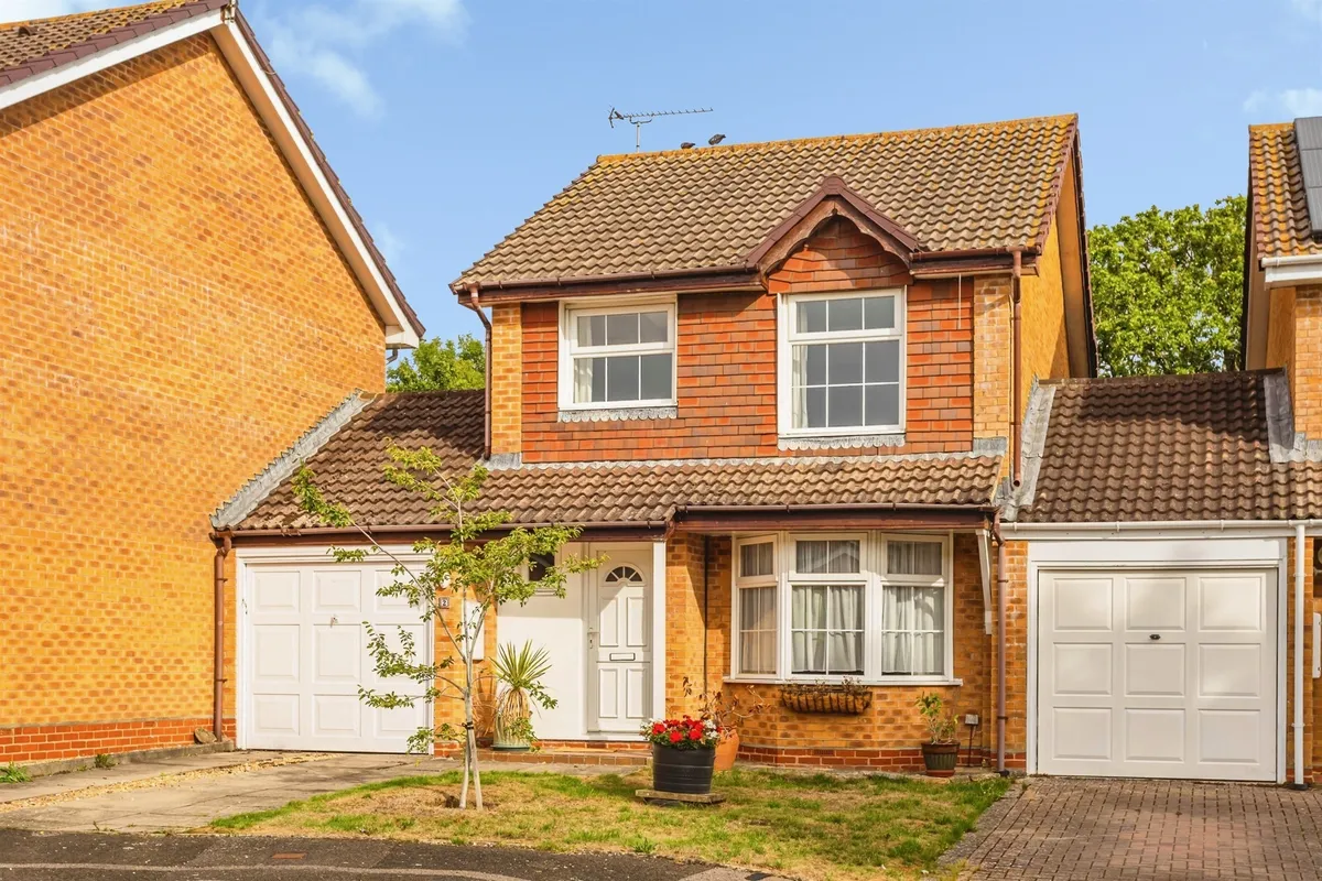 Langridge Way, Burgess Hill