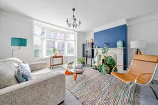 Mayfield Avenue, Stratford-Upon-Avon, CV37 photo 3