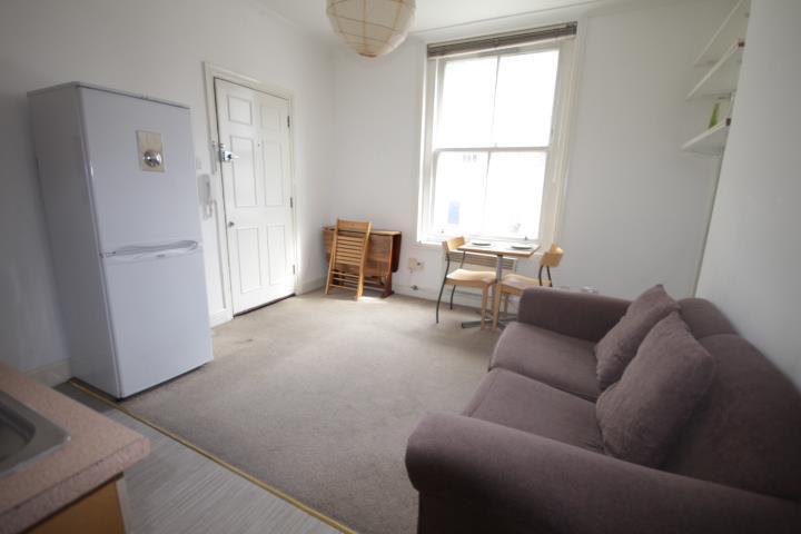 1 Bed Acton Street, London Image 6