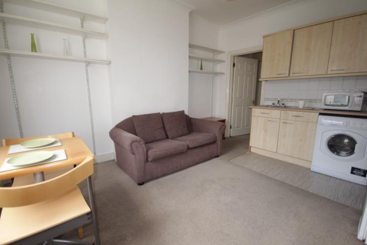 1 Bed Acton Street, London Image 8