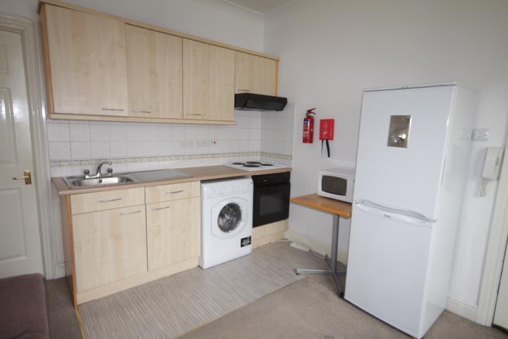 1 Bed Acton Street, London Image 13