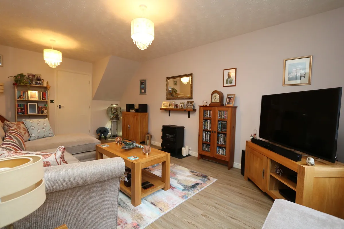 Heol Pilipala, Rhoose, CF62