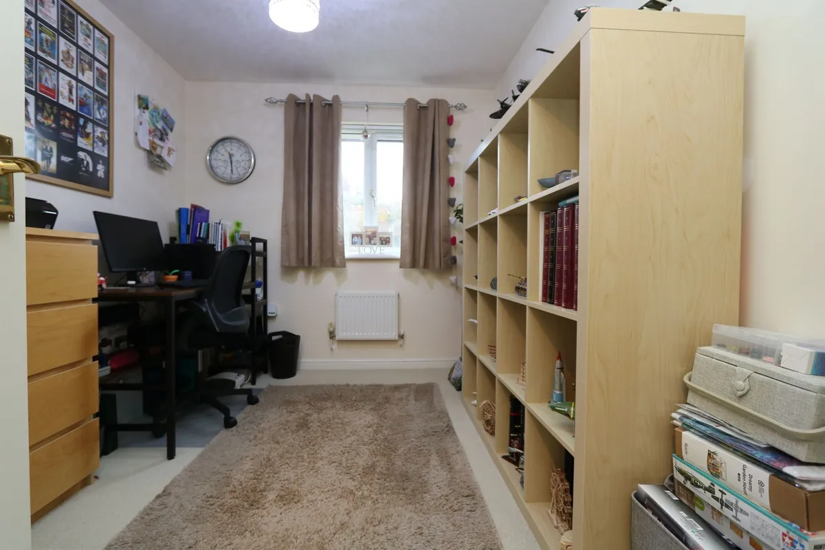 Heol Pilipala, Rhoose, CF62