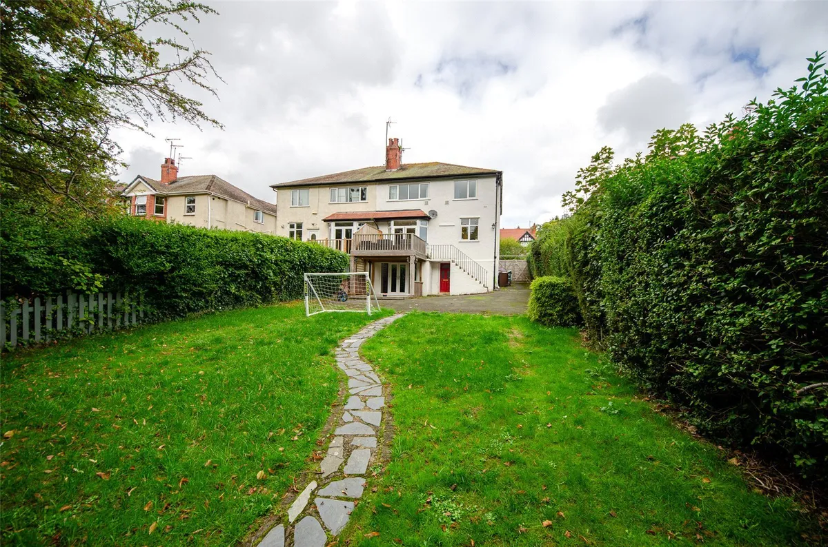 Llannerch Road West, Rhos on Sea, Colwyn Bay, Conwy, LL28