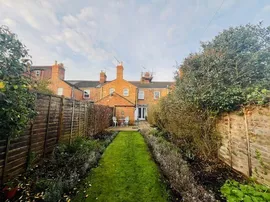 Kings Road, STAMFORD photo