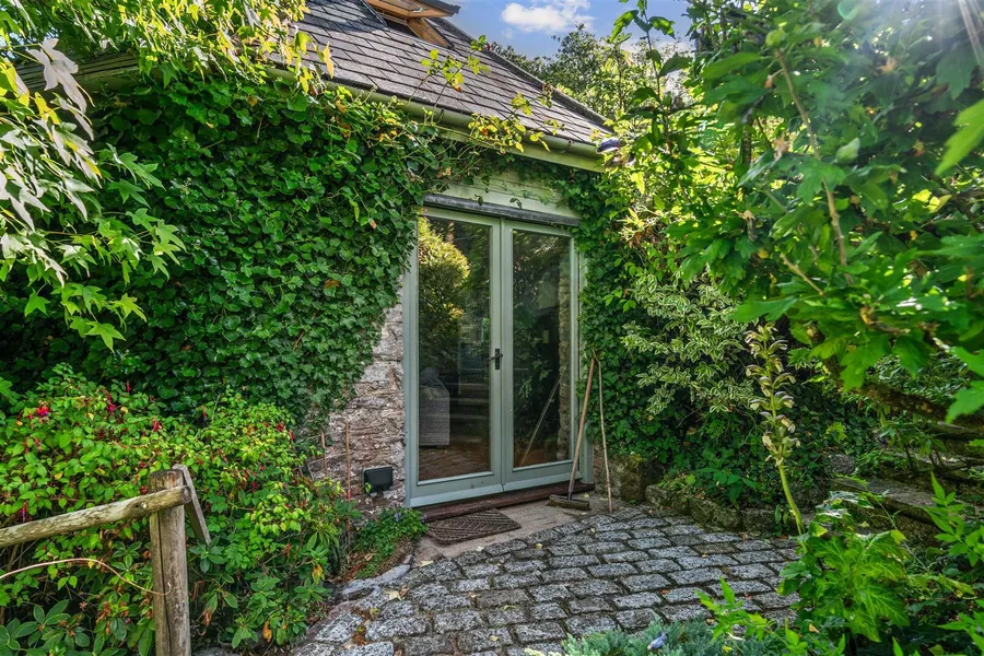 Property Image 46