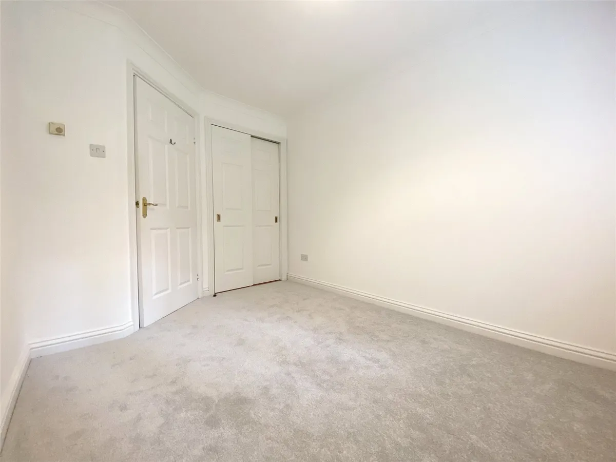Guildford Road, Fetcham, Leatherhead, Surrey, KT22
