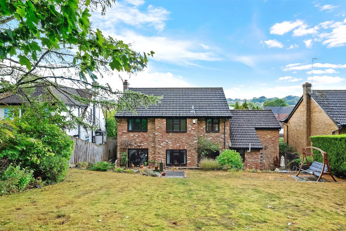 Outwood Lane, Chipstead, Coulsdon, CR5