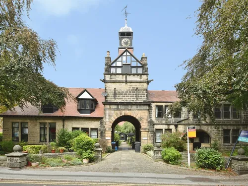 Woodfield Drive, Harrogatephoto